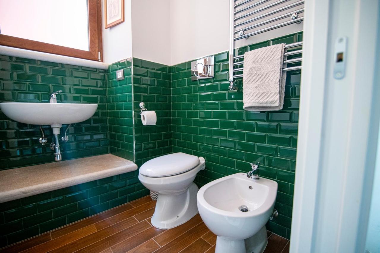 Redmood Guesthouse Barletta Luaran gambar