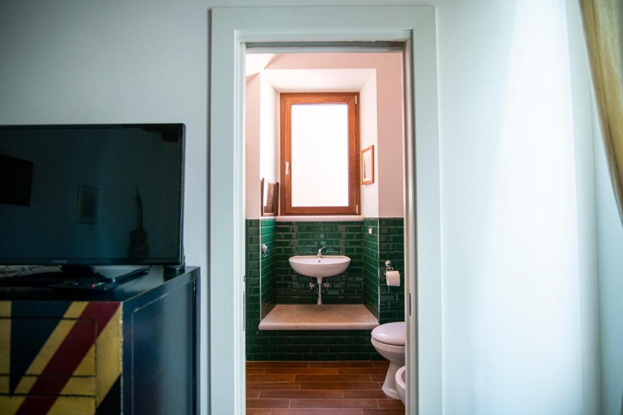 Redmood Guesthouse Barletta Luaran gambar