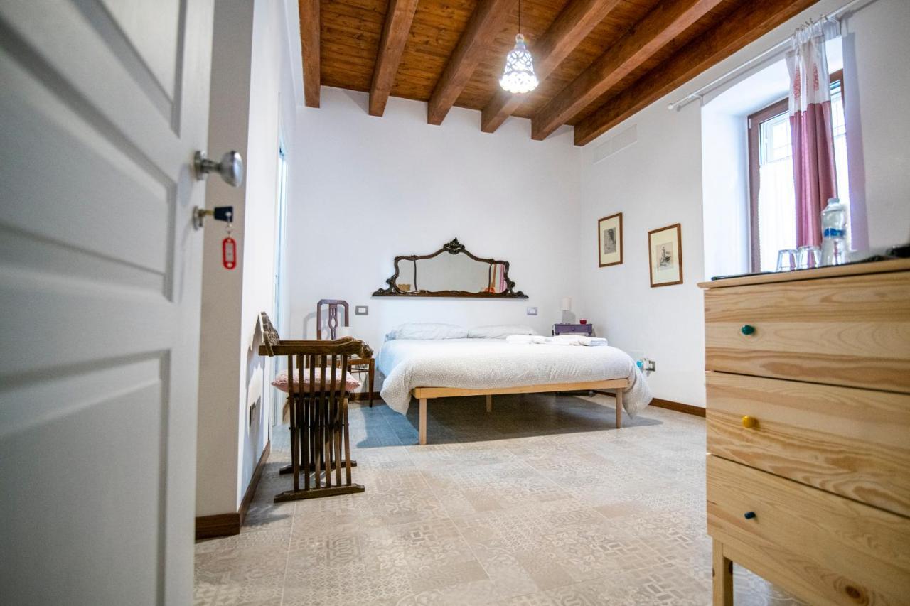 Redmood Guesthouse Barletta Luaran gambar