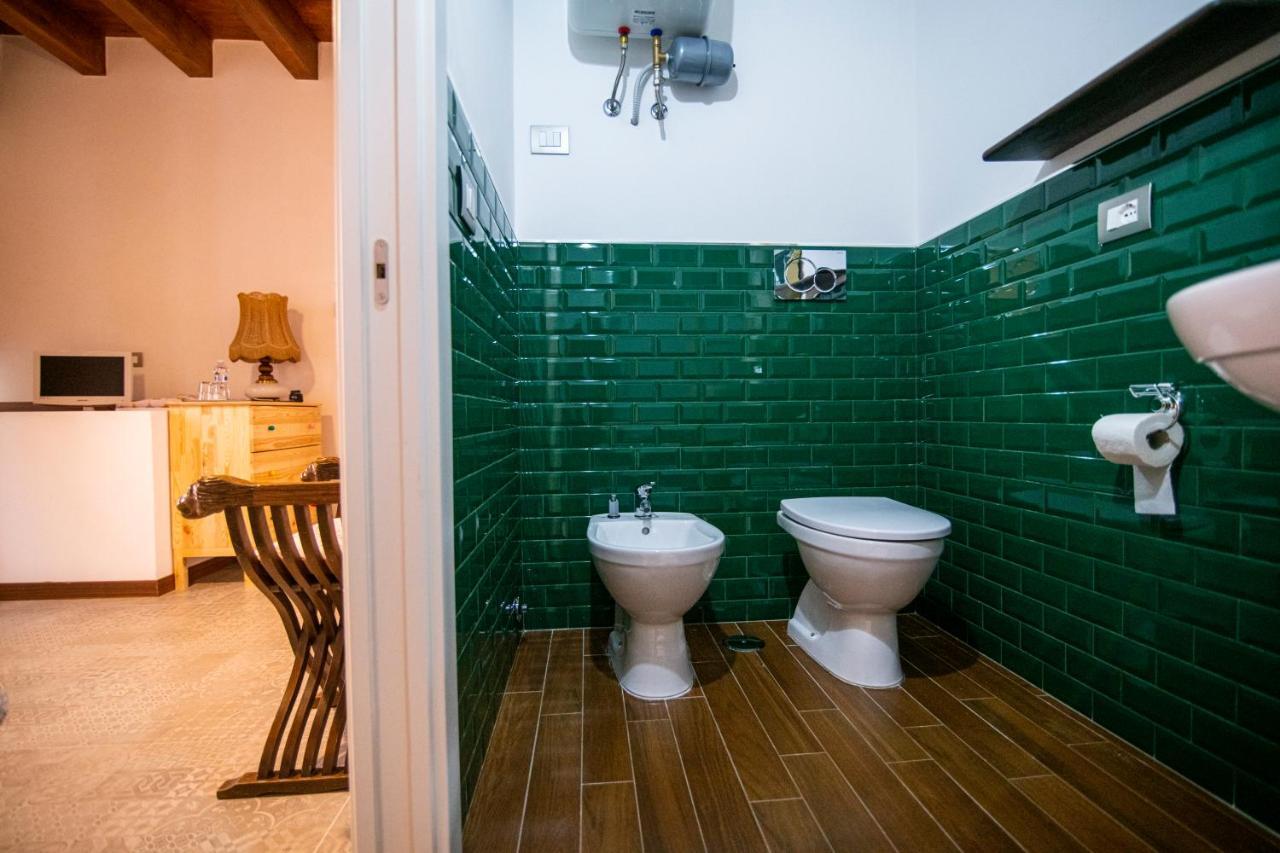 Redmood Guesthouse Barletta Luaran gambar